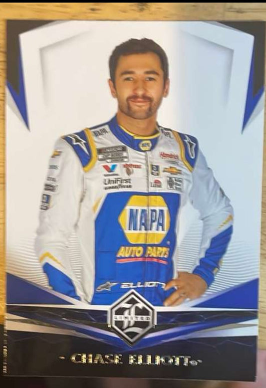 Chase Elliott 2021 Panini Card number 11 Mint